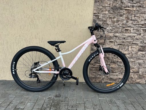 Storm Queen HD 26 xs white:pink - 1