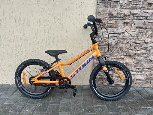 Storm Spike Superlite 16 orange - 1