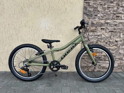 Drag Yuki 20 khaki green - 1 Drag Yuki 20 khaki green - 1