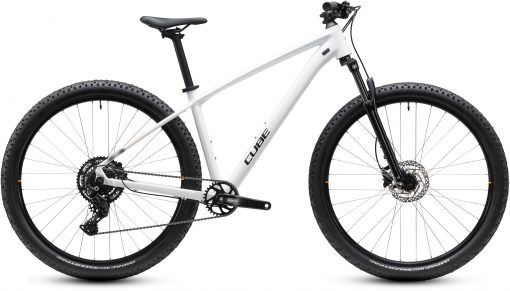 Aim One metallicwhite:black - 1 Aim One metallicwhite:black - 1